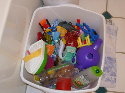 gettting rid of clutter, Organizing Around the House, Joyful Homemaking