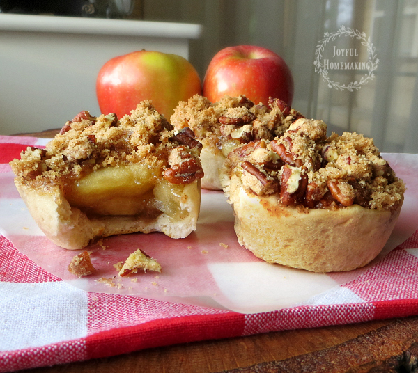 mini apple pies, Easy Mini Apple Pies, Joyful Homemaking