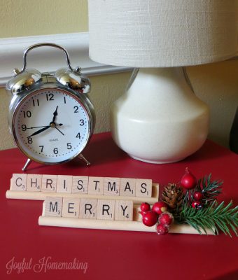 Easy Personalized Gifts Made with Scrabble Tiles